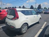 Used 2022 Kia Soul LX image 4