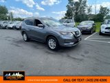 Used 2017 Nissan Rogue SV image 3
