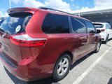 Used 2017 Toyota Sienna LE image 2