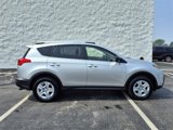 Used 2015 Toyota RAV4 LE image 2