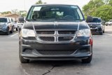 Used 2017 Dodge Grand Caravan SE image 2
