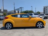 Used 2014 Hyundai Veloster image 2