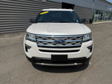 Used 2018 Ford Explorer XLT image 3