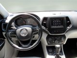 Used 2020 Jeep Cherokee Latitude Plus w/ Comfort/Convenience Group image 5