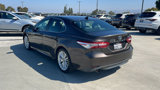 Used 2018 Toyota Camry XLE image 3