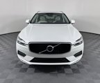 Used 2020 Volvo XC60 T5 Momentum image 3