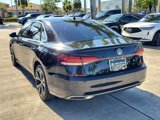 Used 2020 Volkswagen Passat 2.0T SEL image 5