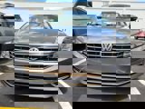 Used 2017 Volkswagen Passat 1.8T SE image 2