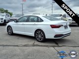 Used 2022 Volkswagen Jetta Sport image 2