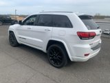 Used 2019 Jeep Grand Cherokee Altitude image 3
