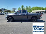Used 2017 RAM 1500 Classic SLT image 2
