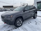 Used 2019 Jeep Cherokee Trailhawk image 3