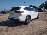 Used 2021 Toyota Highlander XLE image 3