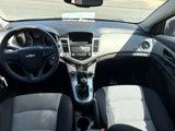 Used 2016 Chevrolet Cruze L image 4