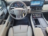 New 2024 Lincoln Navigator Reserve image 4