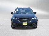 New 2025 Chrysler Pacifica Limited image 2