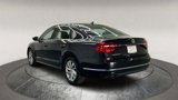 Used 2018 Volkswagen Passat 2.0T SE image 6