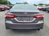 Used 2018 Toyota Camry XLE image 5