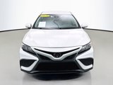 Used 2023 Toyota Camry SE image 2