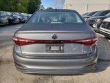 New 2025 Volkswagen Jetta SE image 4