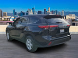 Used 2022 Toyota Highlander L image 2