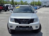 Used 2014 Nissan Frontier PRO-4X image 2