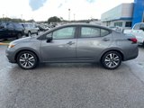 Used 2022 Nissan Versa SV image 4