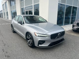 Used 2025 Volvo S60 B5 Core image 2