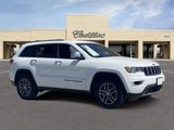 Used 2017 Jeep Grand Cherokee Limited image 3
