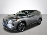 Used 2024 Nissan Rogue SV image 2