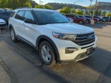 Used 2022 Ford Explorer XLT w/ Equipment Group 202A image 2