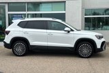 New 2025 Volkswagen Taos SE image 3