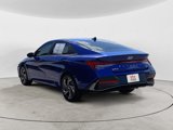 Used 2024 Hyundai Elantra SEL w/ Convenience Package image 3