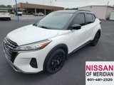 Used 2022 Nissan Kicks SR image 1