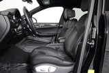 Certified 2021 Porsche Macan image 5