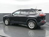 Used 2017 Jeep Cherokee Latitude w/ Safety/Convenience Group image 3