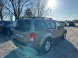 Used 2009 Nissan Pathfinder SE image 3