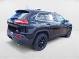 Used 2015 Jeep Cherokee Latitude w/ Comfort/Convenience Group image 4