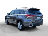 Used 2019 Toyota Highlander Limited image 3