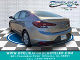 Used 2020 Hyundai Elantra SE w/ Cargo Package (C1) image 5