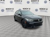 Used 2022 Volkswagen Tiguan SE R-Line image 2