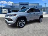 New 2025 Jeep Compass Sport image 2