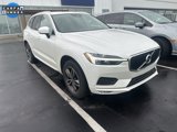 Used 2021 Volvo XC60 T5 Momentum w/ Premium Package image 3