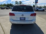 Used 2016 Volkswagen Touareg Sport image 5