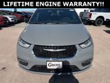 New 2025 Chrysler Pacifica Select image 3