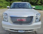 Used 2011 GMC Yukon Denali image 3