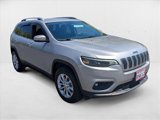 Used 2019 Jeep Cherokee Latitude w/ Cold Weather Group image 3