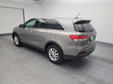 Used 2017 Kia Sorento LX image 3