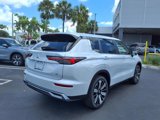 New 2025 Mitsubishi Outlander SE image 3