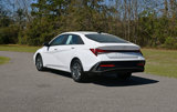 Used 2024 Hyundai Elantra SEL image 3